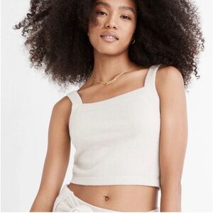 Madewell Re)sourced Cashmere Carlyn Crop
Sweater Tank Beige woman’s size M